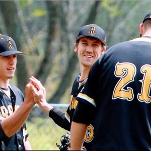 Meet your Poshers, Eric & Richele